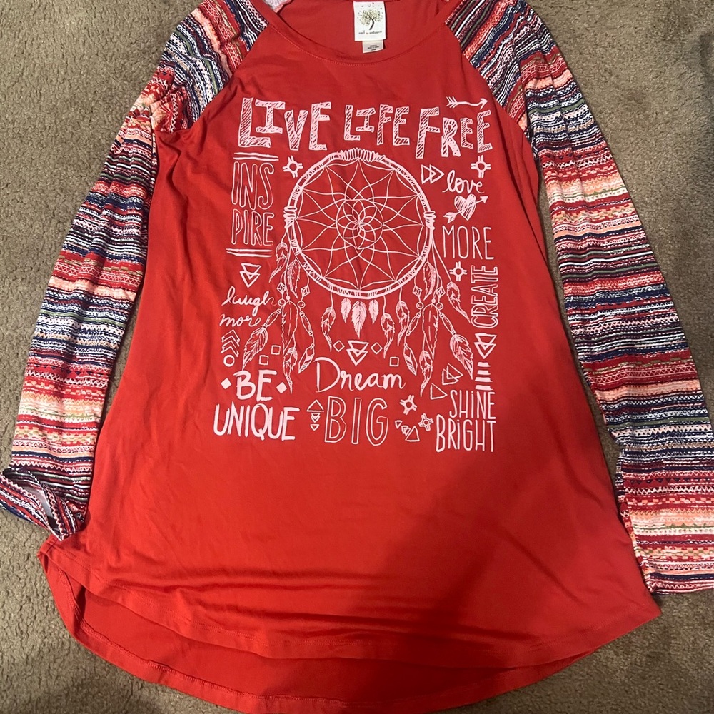 Cute red shirt